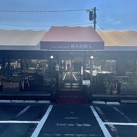HILL SIDE CAFE BASEL ヒルサイドカフェバーセル