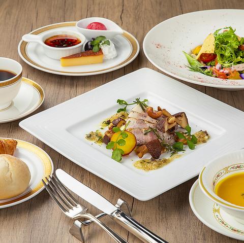 DINING LOUNGE & BAR ARBOR アーバー