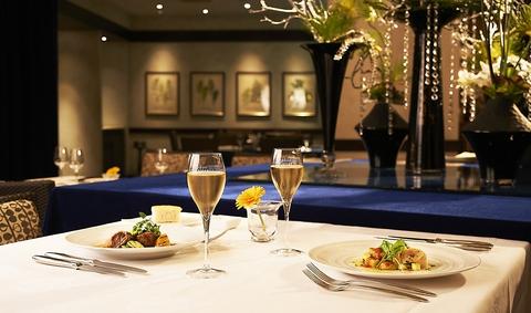 フレンチ&イタリアン デュオ フルシェット 京王プラザホテル