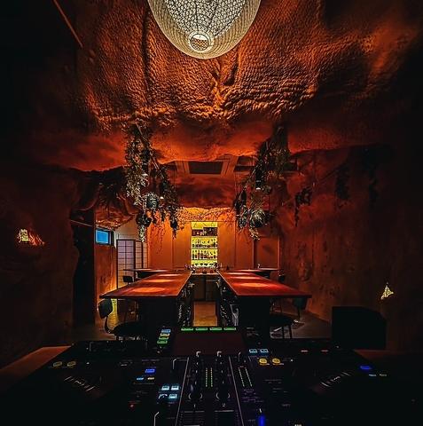 Bar NOW バーナウ