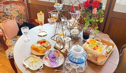 Victorian Cafe ビクトリアン カフェ