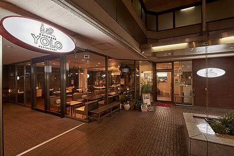 CAFE&BAR YOLO  カフェアンドバー ヨロ