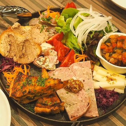 Bistro MONA（ビストロモナ）