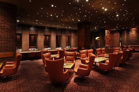 メインバー ブリアン 京王プラザホテル