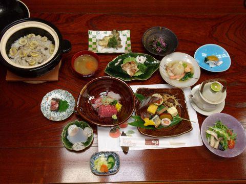 四季の味 日登美 ひとみ