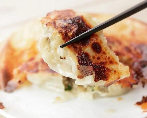 餃子も旨いもつ鍋酒場 のりを JR八尾駅前店