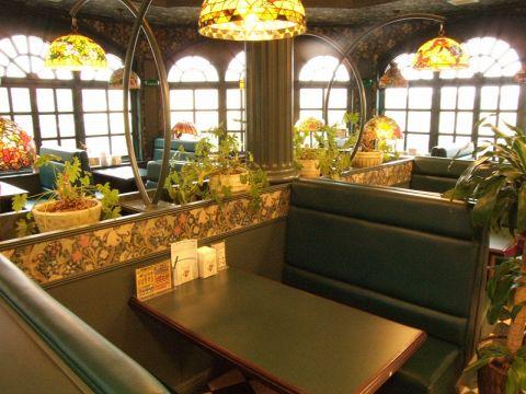 ラッキーピエロ 戸倉店