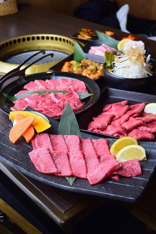 焼肉ホルモン楽