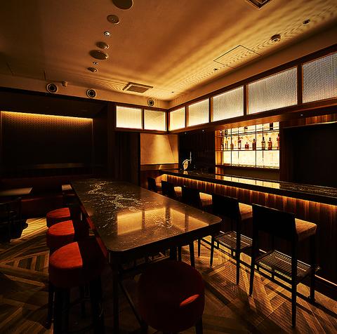 カフェ＆バー KARIN×un-treize