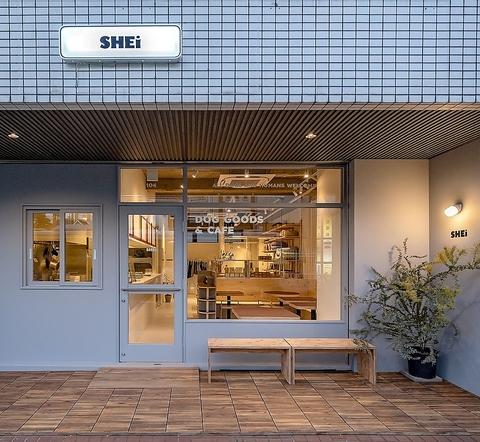 DOG GOODS&CAFE SHEi ドッググッズアンドカフェシー