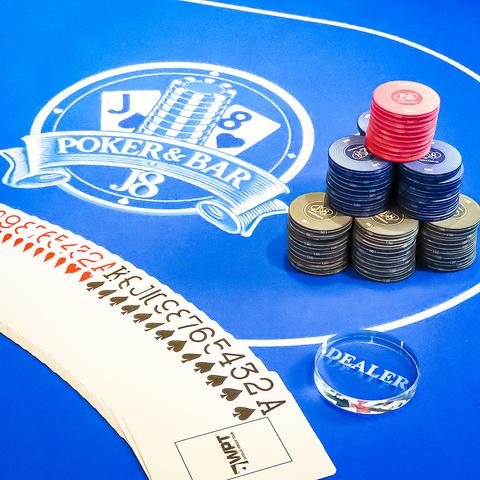 POKER & BAR J8 ポーカーバージャックエイト