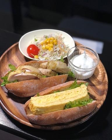 夜のパン屋さん