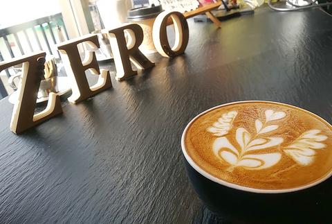 ラテアートバル ゼロ LatteArt-Bar Z.E.R.O