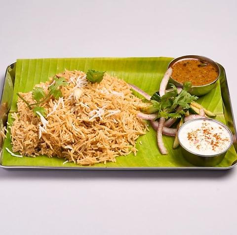 ルシ インドビリヤニ 神保町店