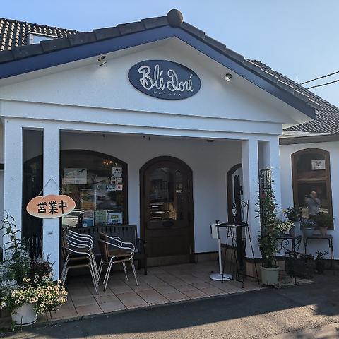 ブレドール葉山本店