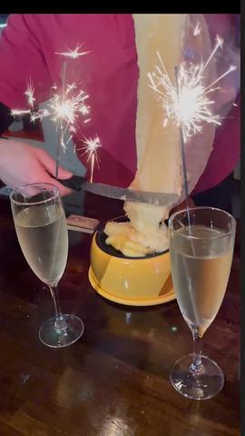 ラクレットチーズ専門店 ハスダバル