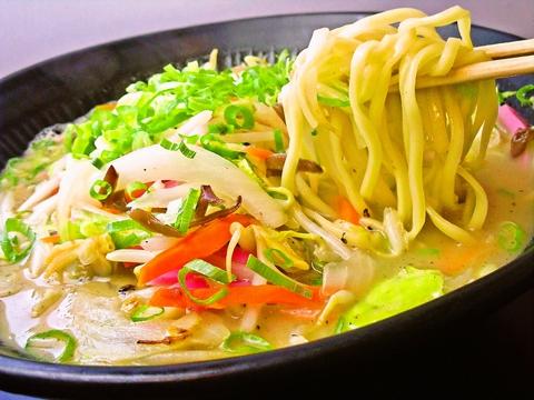 筑豊ラーメンばさらか 小嶺店