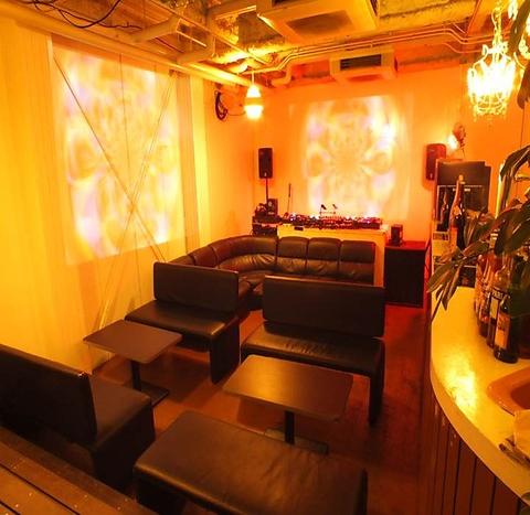 TRIANGLE 5F ROOF TOP