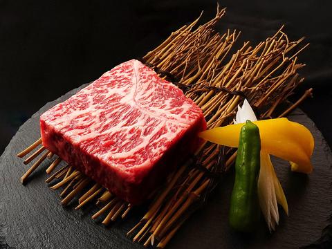 十勝ハーブ牛 焼肉 ホルモン MONMOM