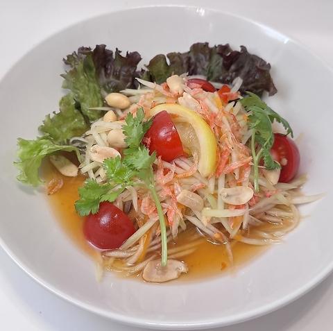 宮古島のタイ屋台 プラローマ