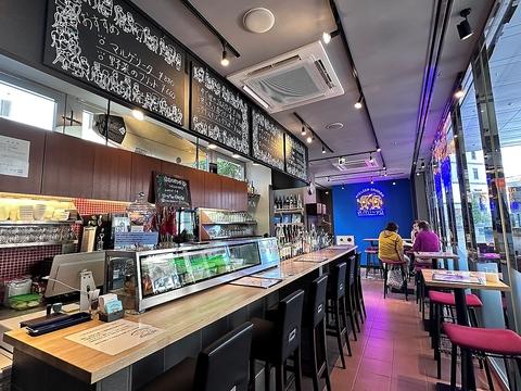 アトリエ酒場のmi ya