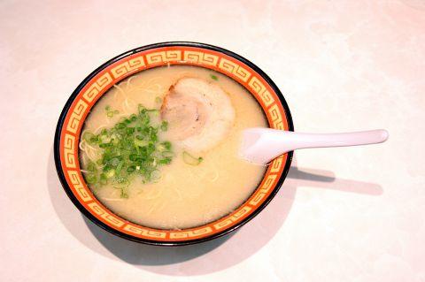 いっぱちラーメン 須恵店