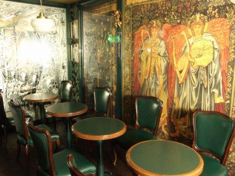 ラッキーピエロ 五稜郭公園前店