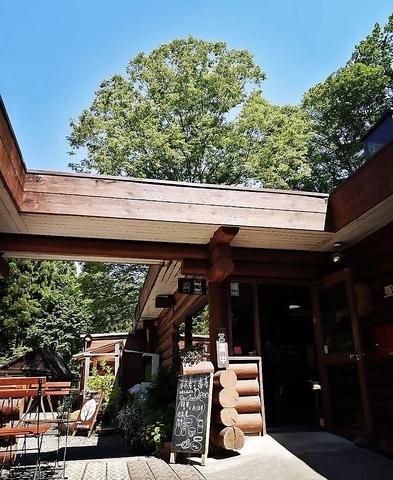 お菓子と森のカフェ foret