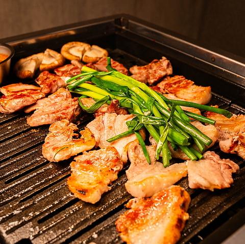 ヨプの黒豚屋 新大久保店