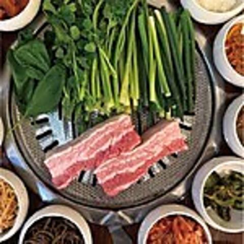本格韓国料理 GOGIIYAGI 肉の物語