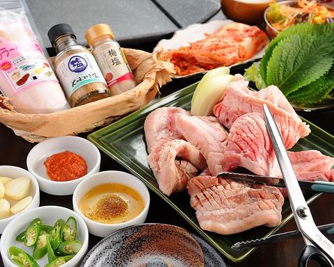 韓国家庭料理 豚富