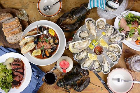 FOREVER CAFE&OYSTER BAR フォーエバーカフェ&オイスターバー