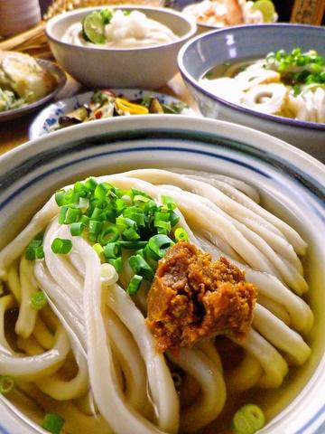 うどんキッチン&カフェ 絹延橋うどん研究所