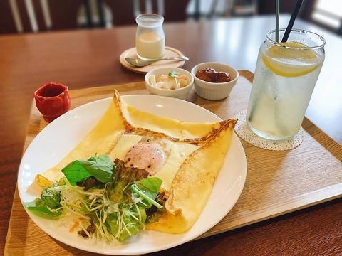 Cafe&Dining maple maple カフェアンドダイニング メイプル メイプル