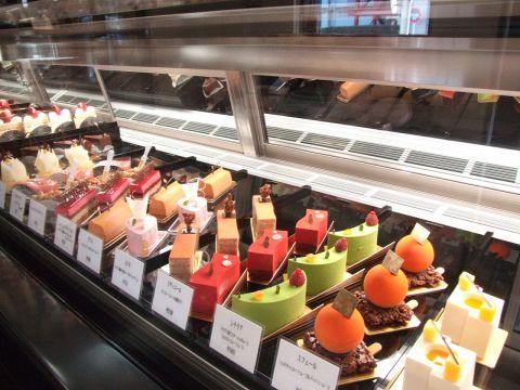 パーラー ローレル