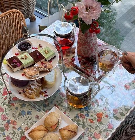 FLOWERS BAKE&ICE CREAM フラワーズ ベイク&アイスクリーム