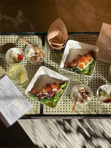 SUR+COFFEE シュールプラスコーヒー