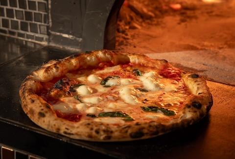 ピッツェリア ヴィノテカ イル ペコリーノ