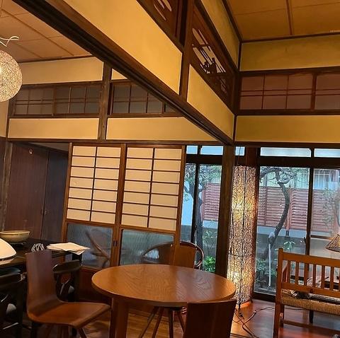 隠れ家キッチン 木漏れ日