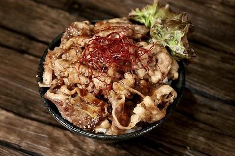 焼肉丼専門店 モーモー 小倉店