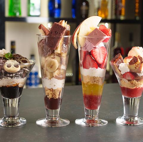 パフェ&ダイニングバー MONOCHROME （モノクローム）