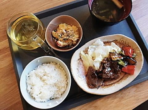 Prune Conte プリュネコント