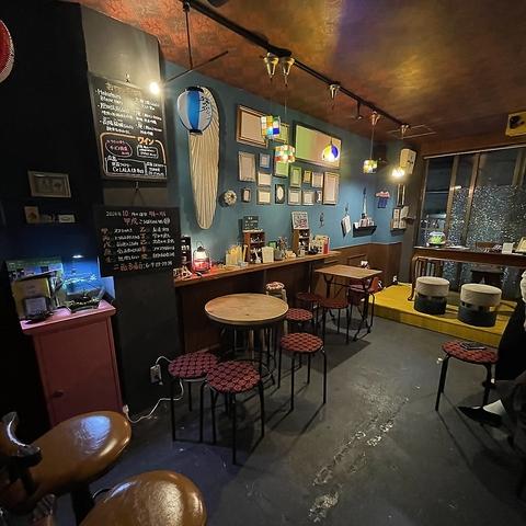 占いバール 猫のマダム