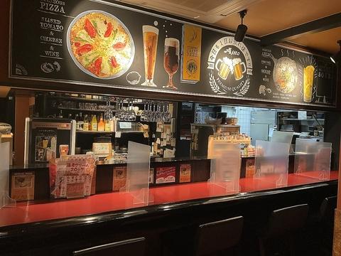 ダイニングキッチンバーアジト