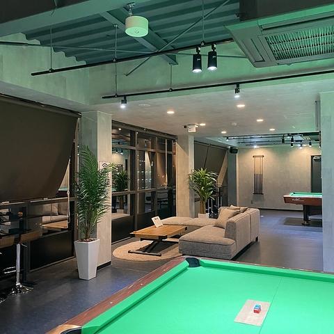 ビリヤードカフェ＆バー　FACE to face