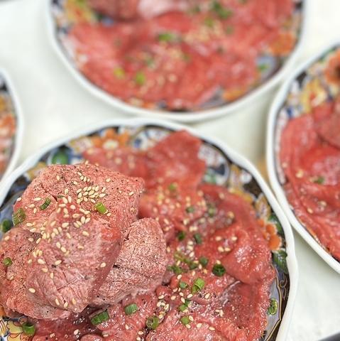 ヤキニクナナイチ