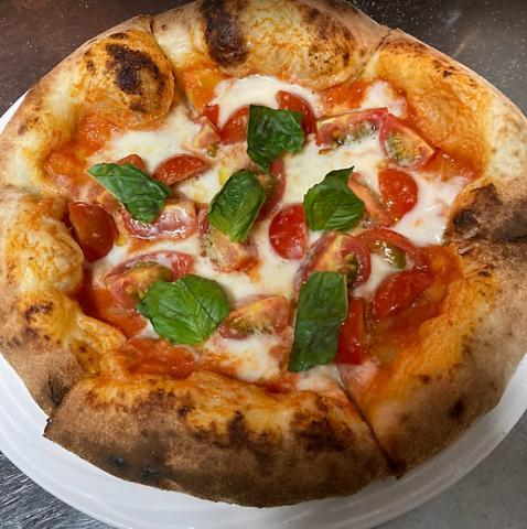 Trattoria pizzeria la Viola トラットリア ピッツェリア ラ ビオラ