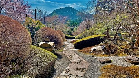 野むら山荘