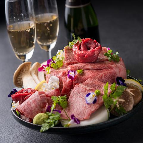 焼肉 と文字 ともじ 本店