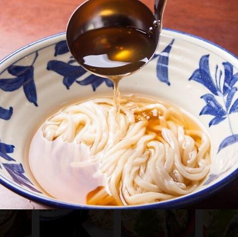 打ち立てうどん だし屋